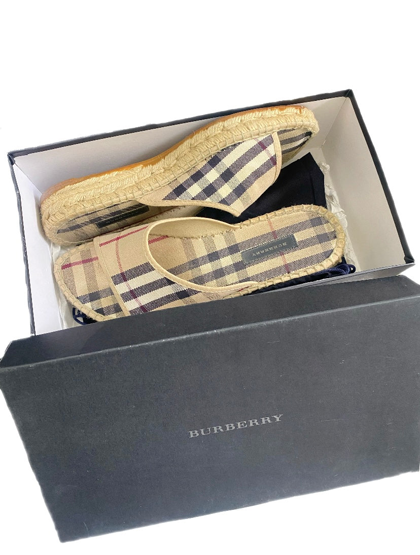 Burberry Vintage Nova Check Espidrille Sandals Cream