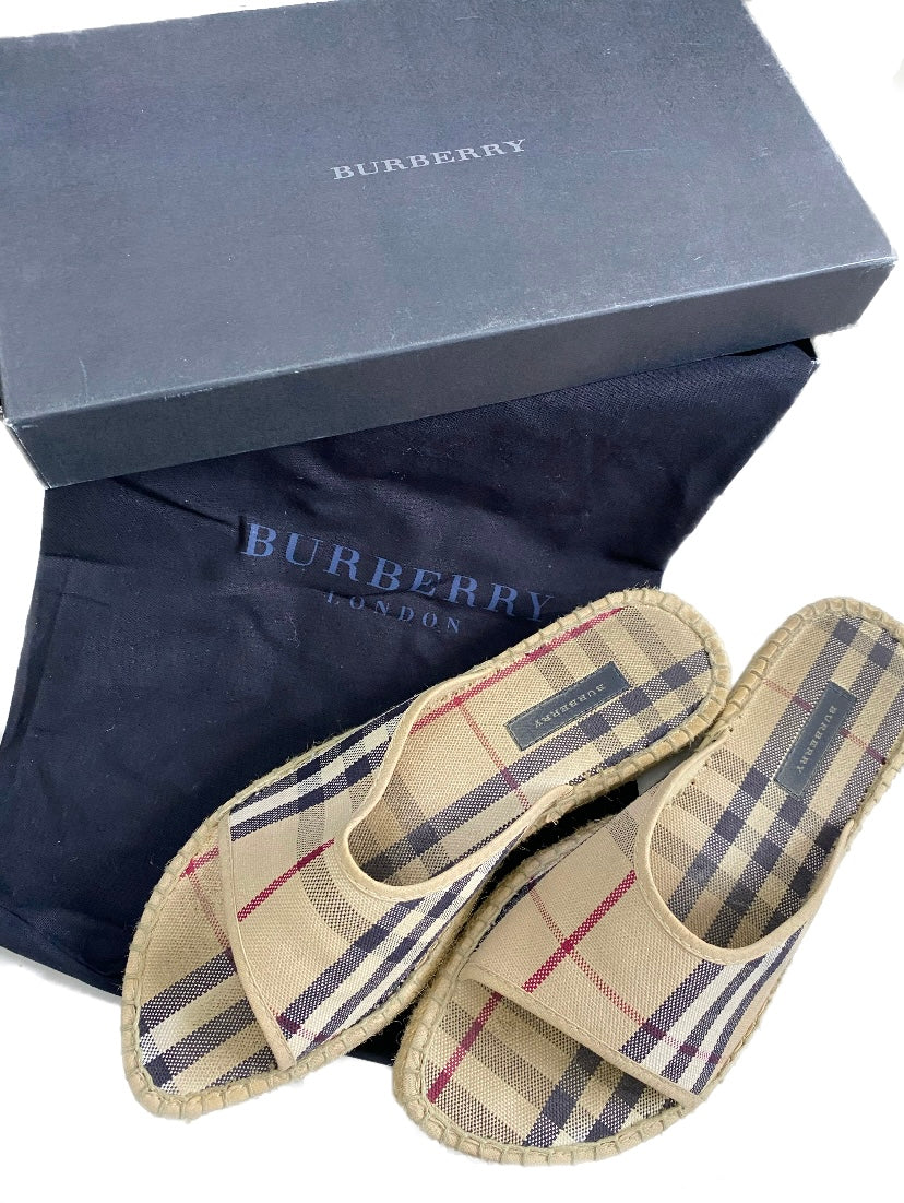 Burberry Vintage Nova Check Espidrille Sandals Cream