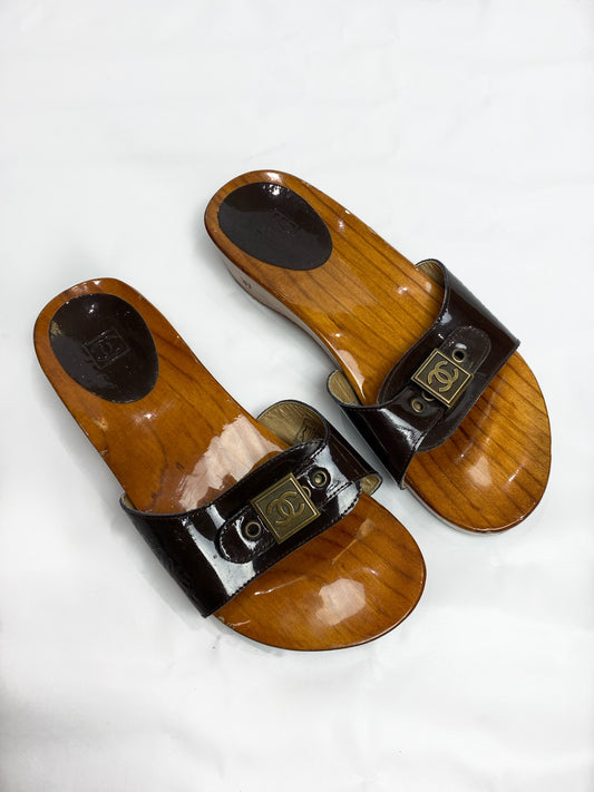 Chanel 90's Brown Wooden Clogs
