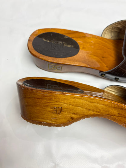 Chanel 90's Brown Wooden Clogs