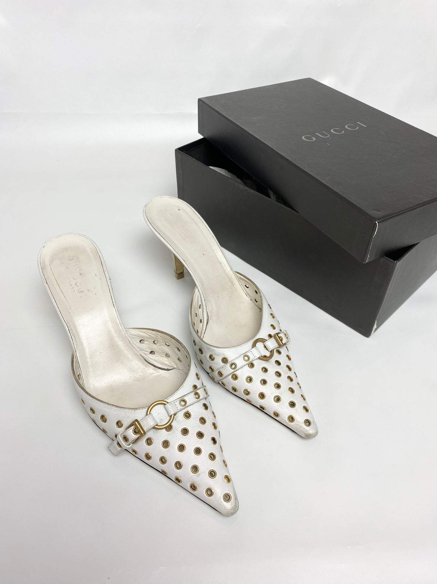 Gucci White Leather Eyelet Pointed Mule Heels